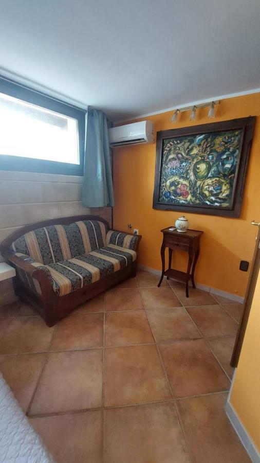 B&B Caravaggio San Donaci Exterior foto