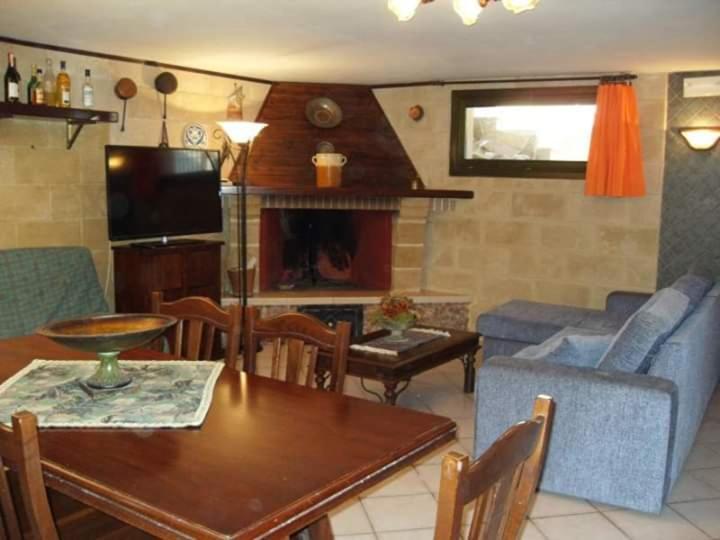 B&B Caravaggio San Donaci Exterior foto